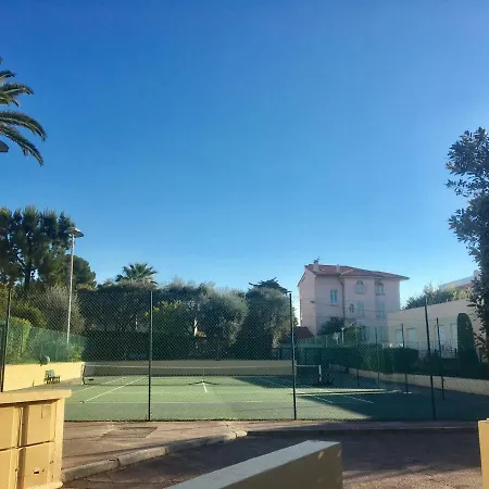 Juan Les Pins Center,1 Bedroom Apart, Pool Αντίμπ